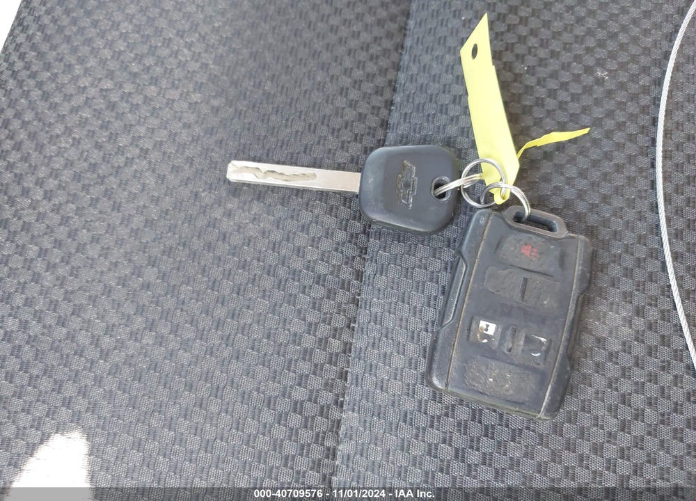 2017 CHEVROLET SILVERADO 1500 VIN: 3GCUKREC8HG300556