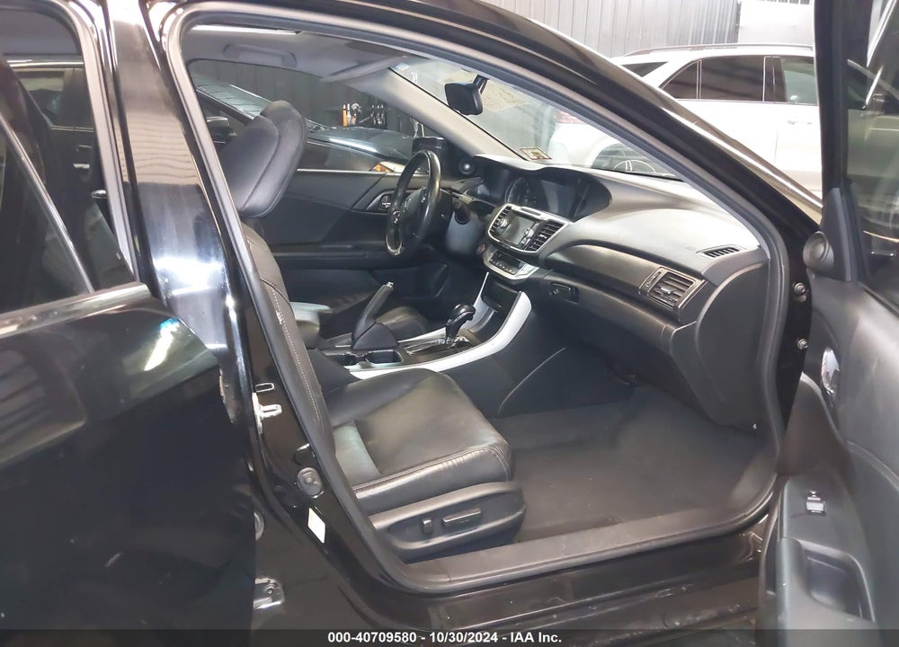 2013 HONDA ACCORD EX-L V-6 VIN: 1HGCR3F80DA012796