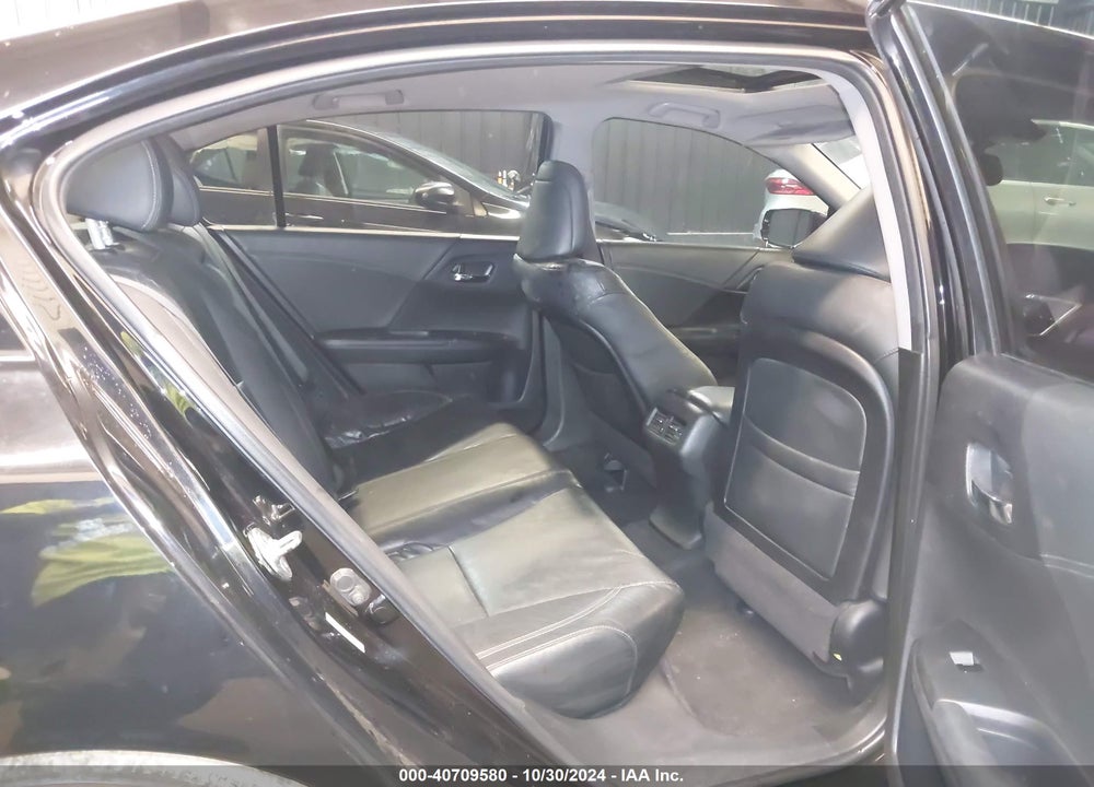 2013 HONDA ACCORD EX-L V-6 VIN: 1HGCR3F80DA012796