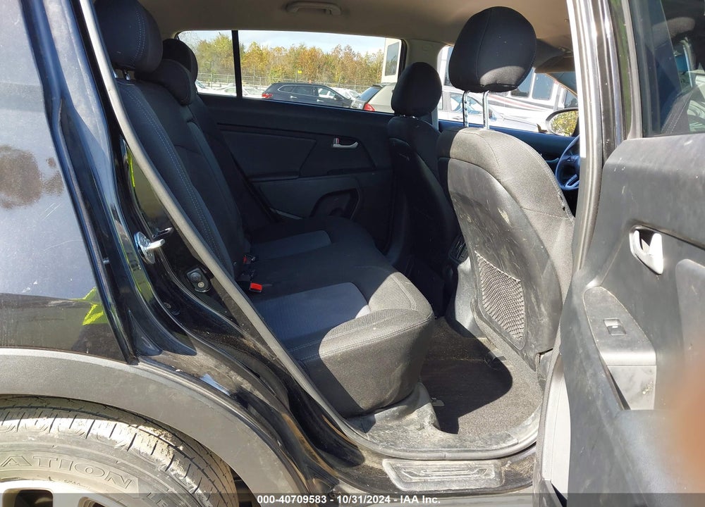 2016 KIA SPORTAGE LX VIN: KNDPB3AC1G7838817