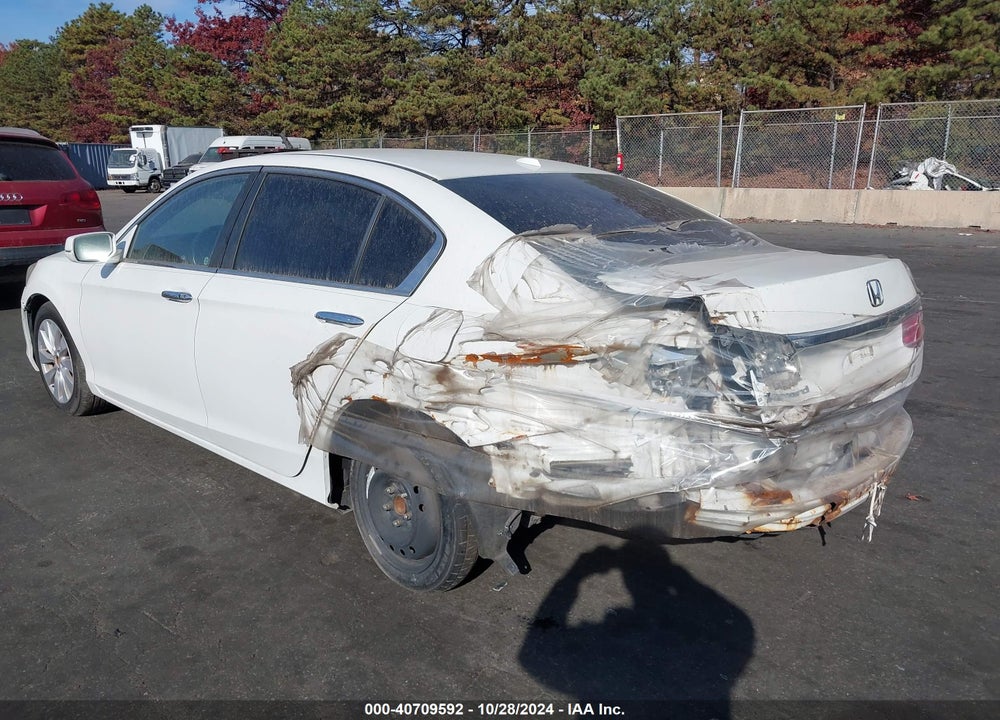2015 HONDA ACCORD EX-L VIN: 1HGCR2F85FA116018