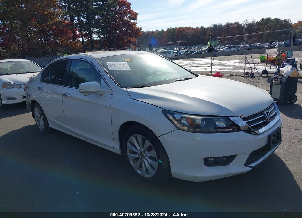 2015 HONDA ACCORD EX-L VIN: 1HGCR2F85FA116018