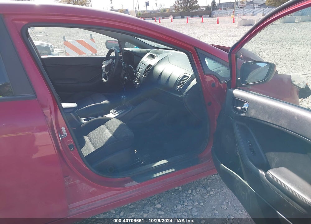 2016 KIA FORTE LX VIN: KNAFK4A68G5507642