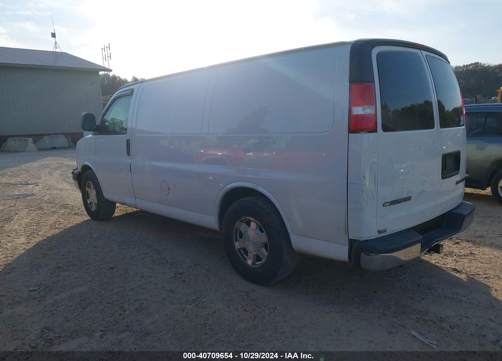 2005 CHEVROLET EXPRESS VIN: 1GCEG15X651104779