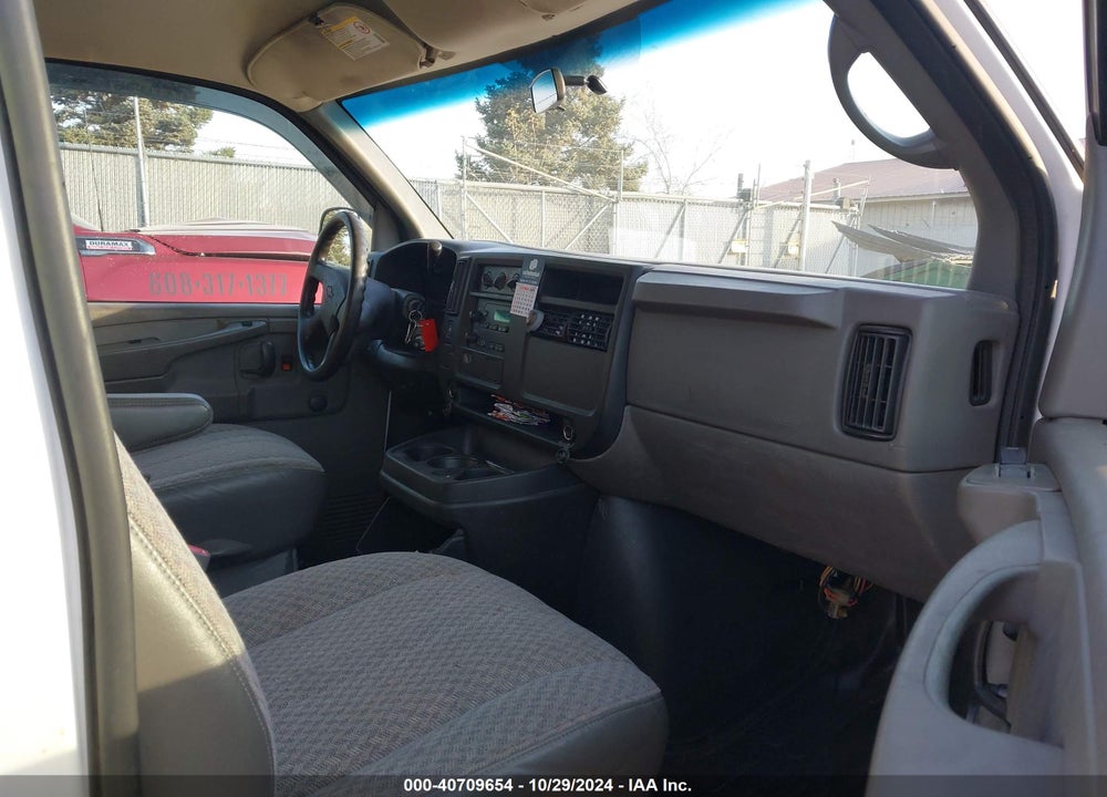 2005 CHEVROLET EXPRESS VIN: 1GCEG15X651104779