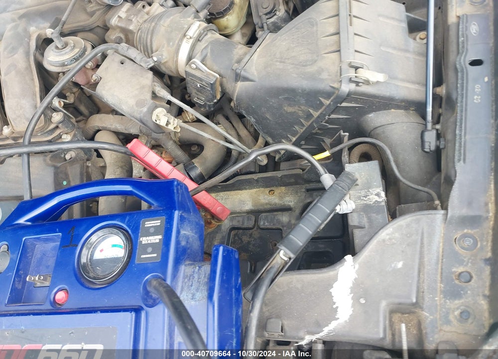 2000 FORD TAURUS SE VIN: 1FAFP58S0YG190609