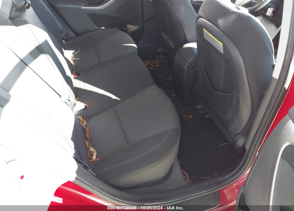 2013 HYUNDAI ELANTRA GT VIN: KMHD35LE2DU022573