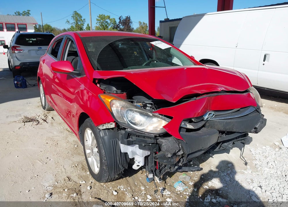 2013 HYUNDAI ELANTRA GT VIN: KMHD35LE2DU022573