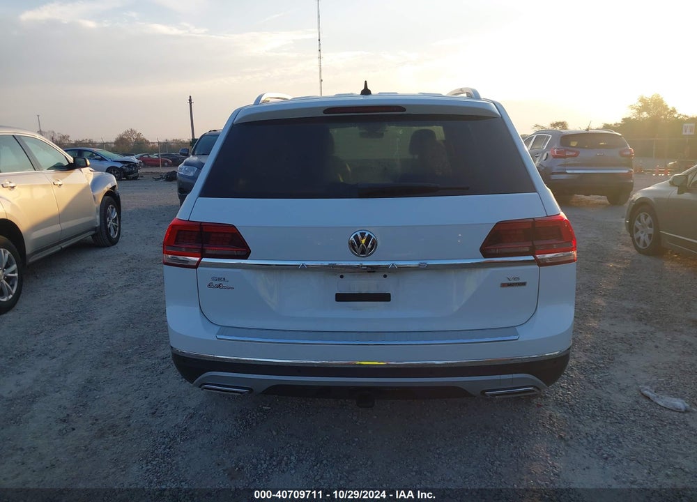 2019 VOLKSWAGEN ATLAS 3.6L V6 SEL PREMIUM VIN: 1V2NR2CA7KC620744