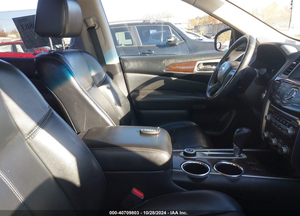 2015 NISSAN PATHFINDER SL VIN: 5N1AR2MM0FC624211