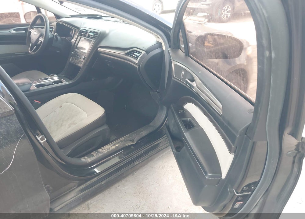 2020 FORD FUSION SE VIN: 3FA6P0HDXLR120086
