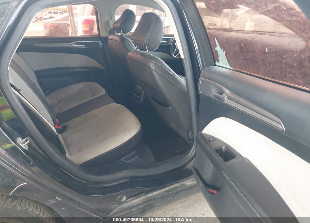 2020 FORD FUSION SE VIN: 3FA6P0HDXLR120086