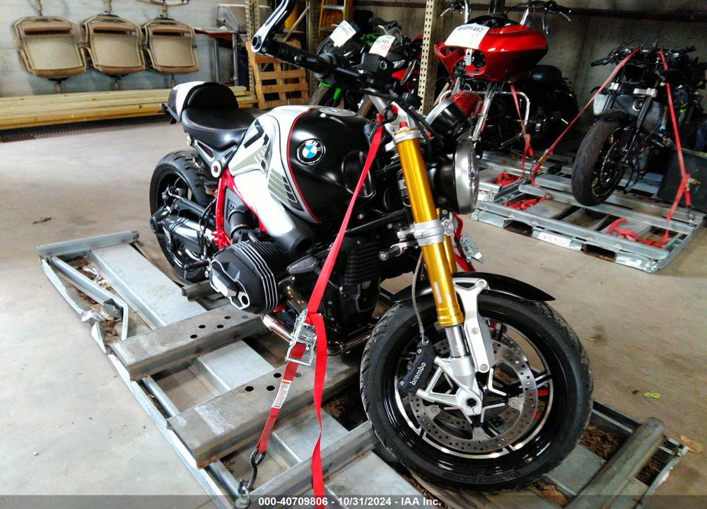 2021 BMW R NINE T VIN: WB10L5300M6E47981