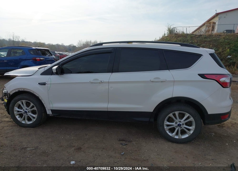 2018 FORD ESCAPE SE VIN: 1FMCU9GD4JUA91908