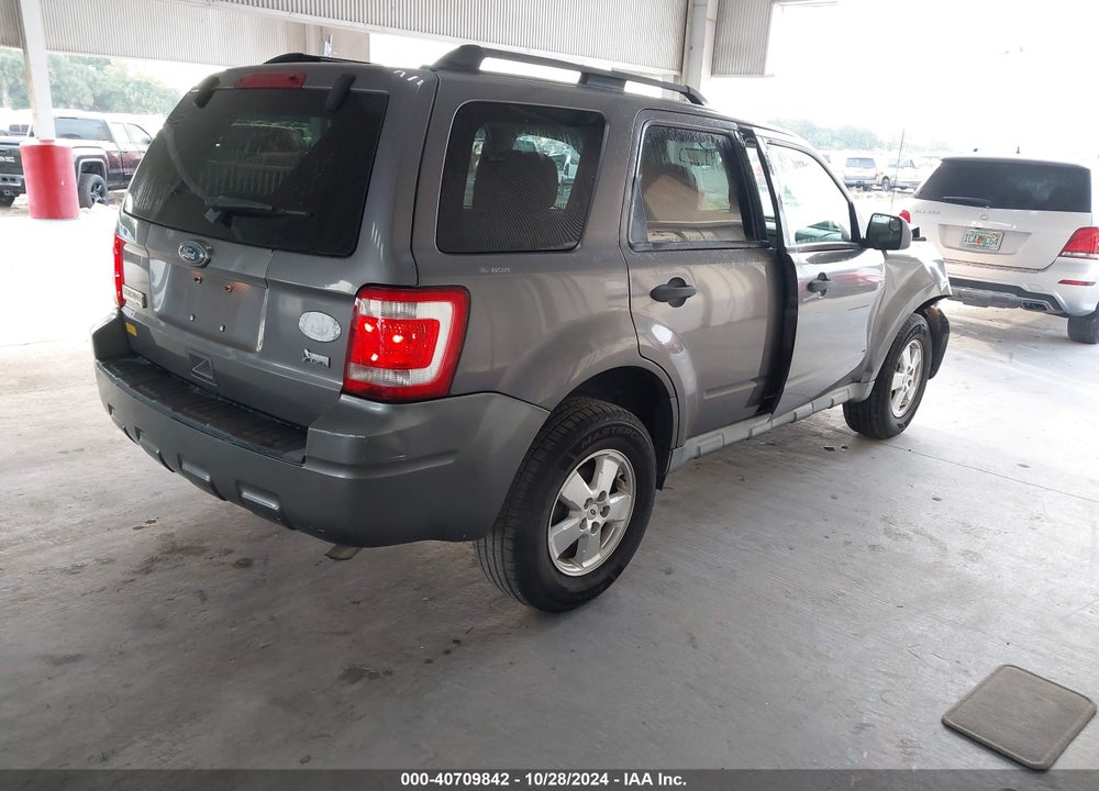 2010 FORD ESCAPE XLT VIN: 1FMCU0DG1AKA32157