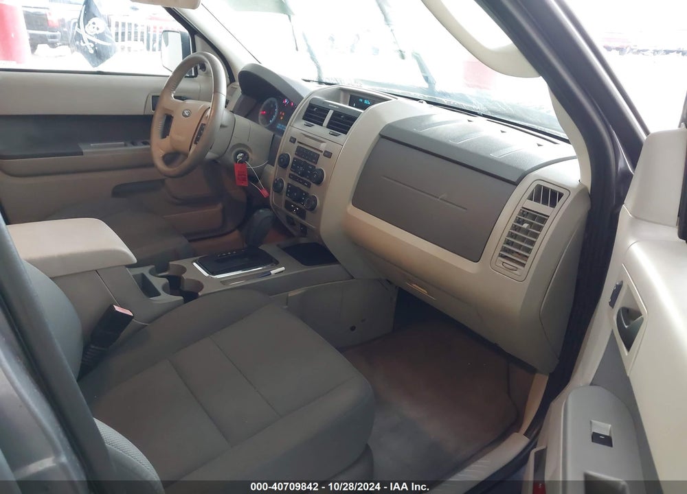 2010 FORD ESCAPE XLT VIN: 1FMCU0DG1AKA32157