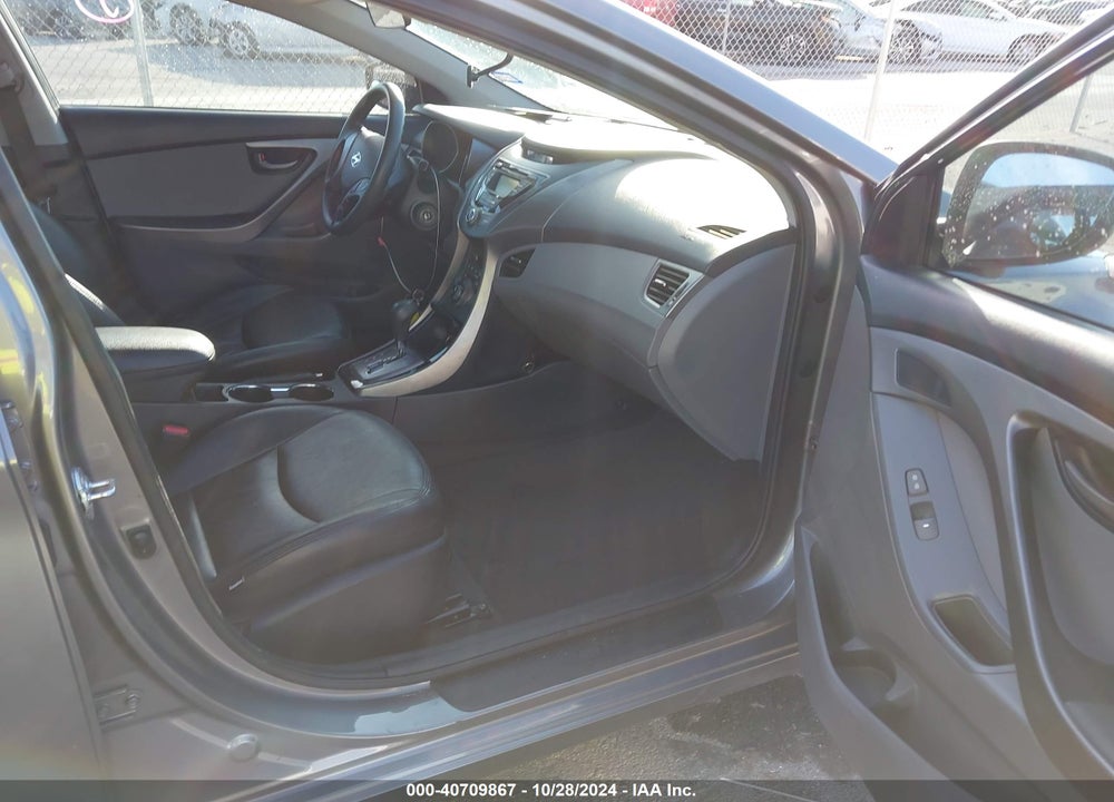 2013 HYUNDAI ELANTRA GLS VIN: 5NPDH4AE8DH193390