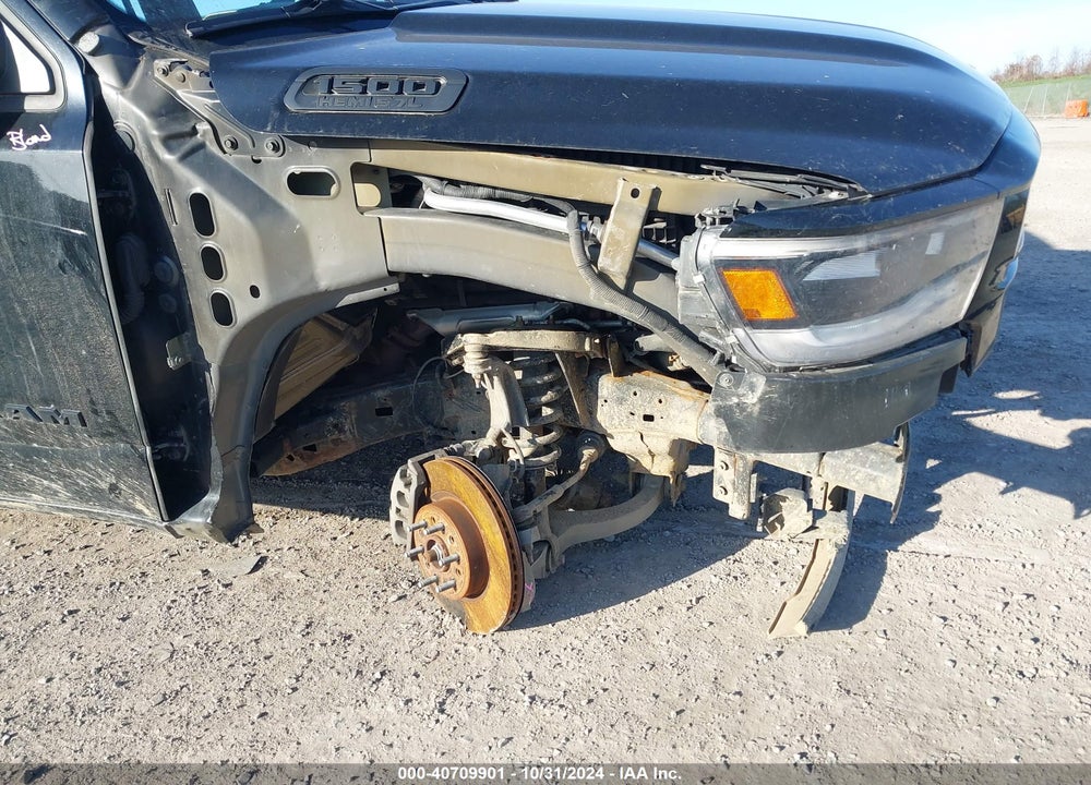 2019 RAM 1500 VIN: 1C6SRFFT8KN523590
