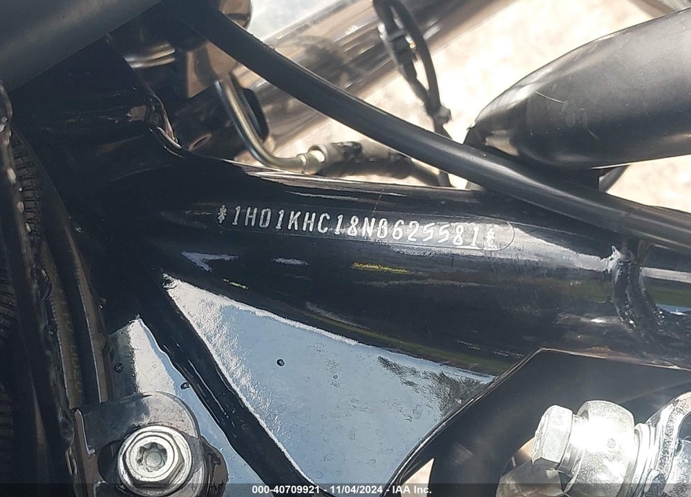 2022 HARLEY-DAVIDSON FLTRX VIN: 1HD1KHC18NB625581