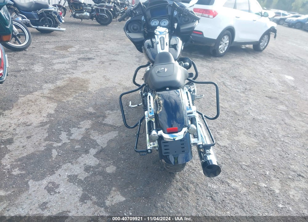 2022 HARLEY-DAVIDSON FLTRX VIN: 1HD1KHC18NB625581