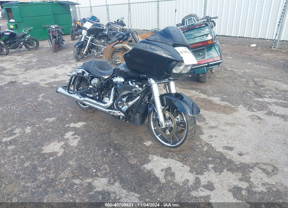 2022 HARLEY-DAVIDSON FLTRX VIN: 1HD1KHC18NB625581