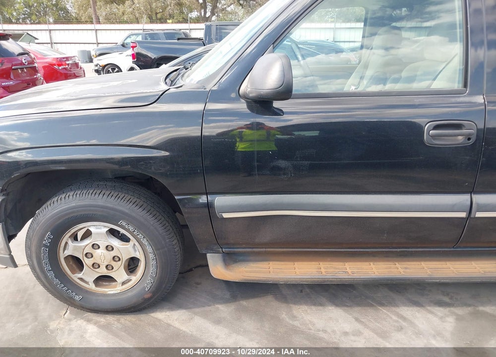 2004 CHEVROLET SUBURBAN 1500 LS VIN: 1GNEC16Z14J135035
