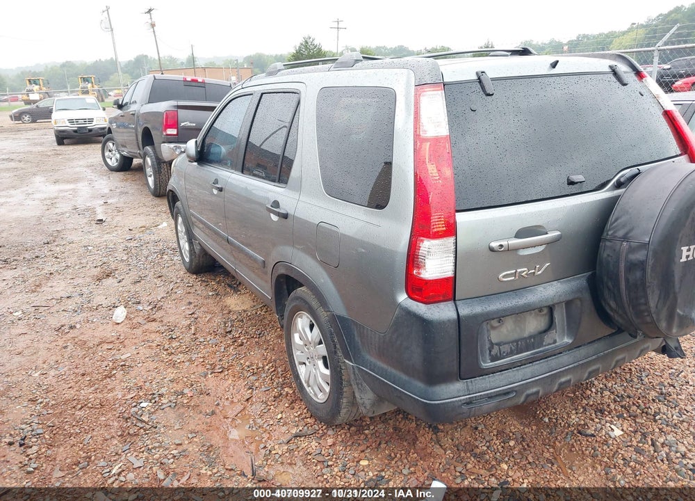 2005 HONDA CR-V EX VIN: SHSRD78875U325065