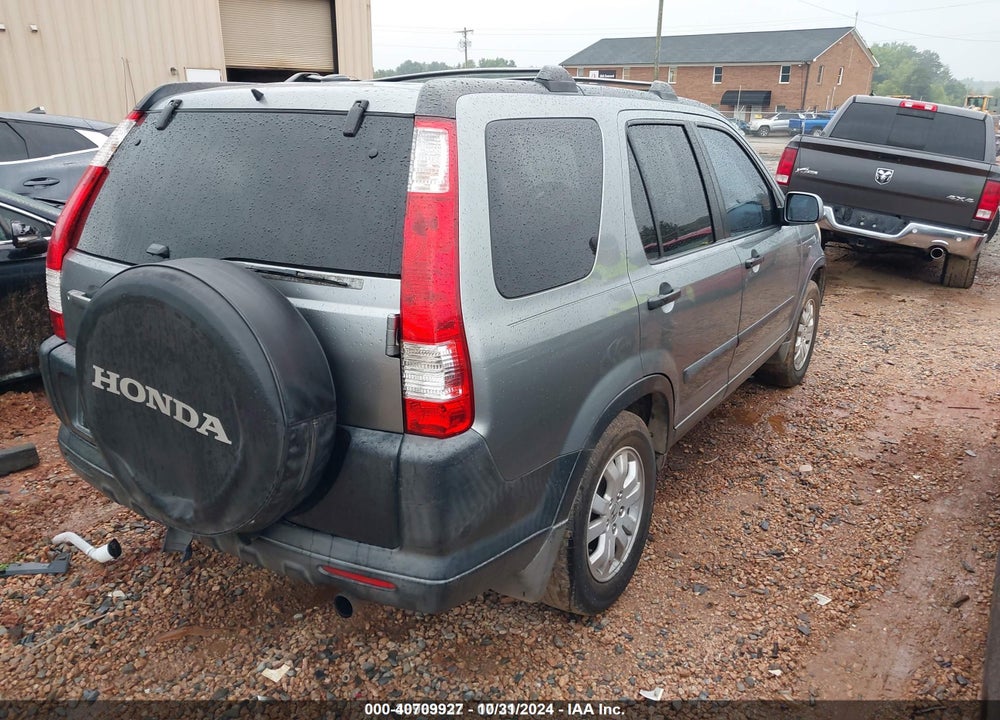 2005 HONDA CR-V EX VIN: SHSRD78875U325065