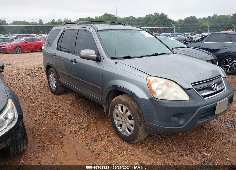 2005 HONDA CR-V EX VIN: SHSRD78875U325065