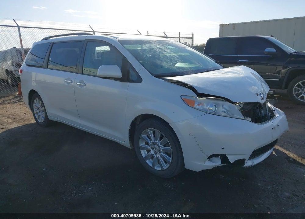 2011 TOYOTA SIENNA XLE LIMITED VIN: 5TDDK3DC8BS002290