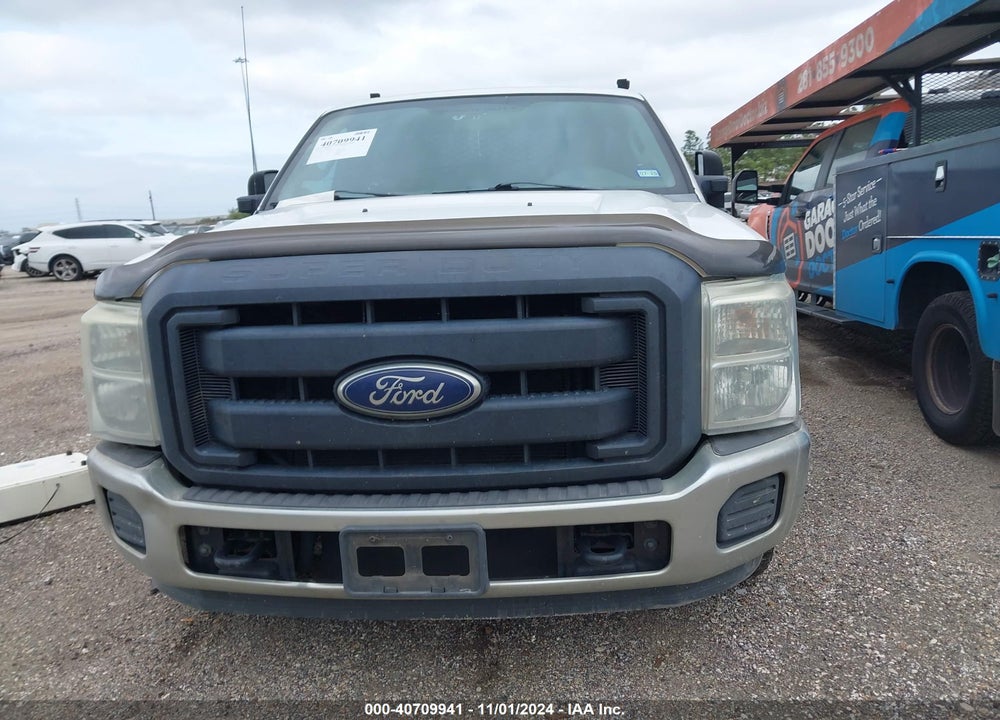 2013 FORD F-250 XL VIN: 1FTBF2A63DEA60207