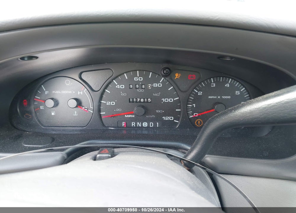 2003 FORD TAURUS SES VIN: 1FAFP55233A219262
