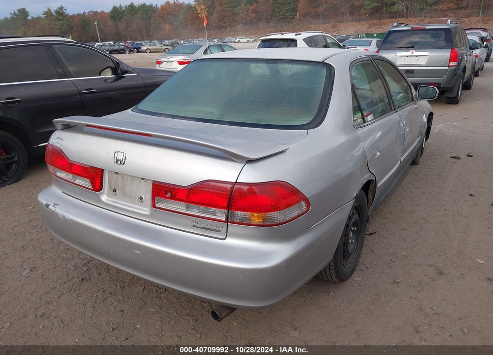 2002 HONDA ACCORD 2.3 EX/2.3 SE VIN: JHMCG66882C001602