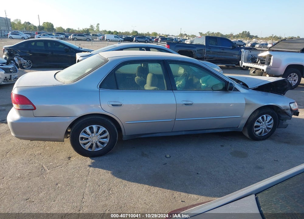 2002 HONDA ACCORD 2.3 VP VIN: 1HGCF86652A054009
