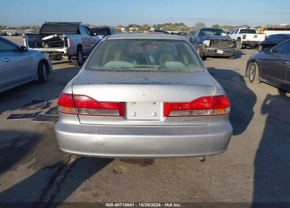 2002 HONDA ACCORD 2.3 VP VIN: 1HGCF86652A054009