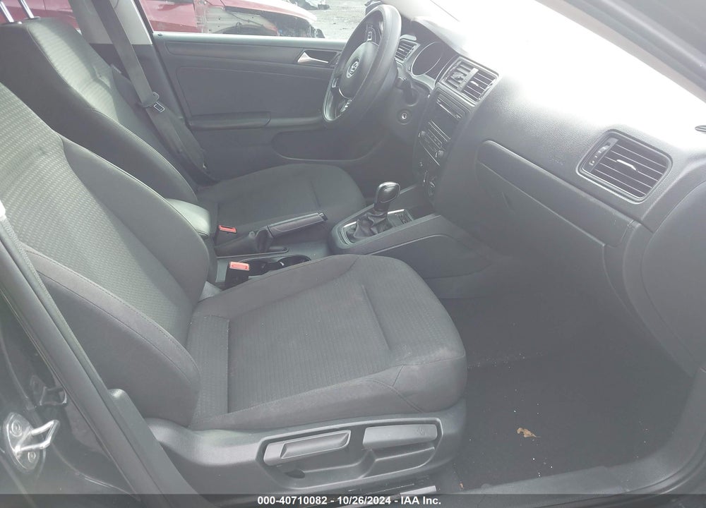 2015 VOLKSWAGEN JETTA 2.0L S VIN: 3VW2K7AJXFM267877