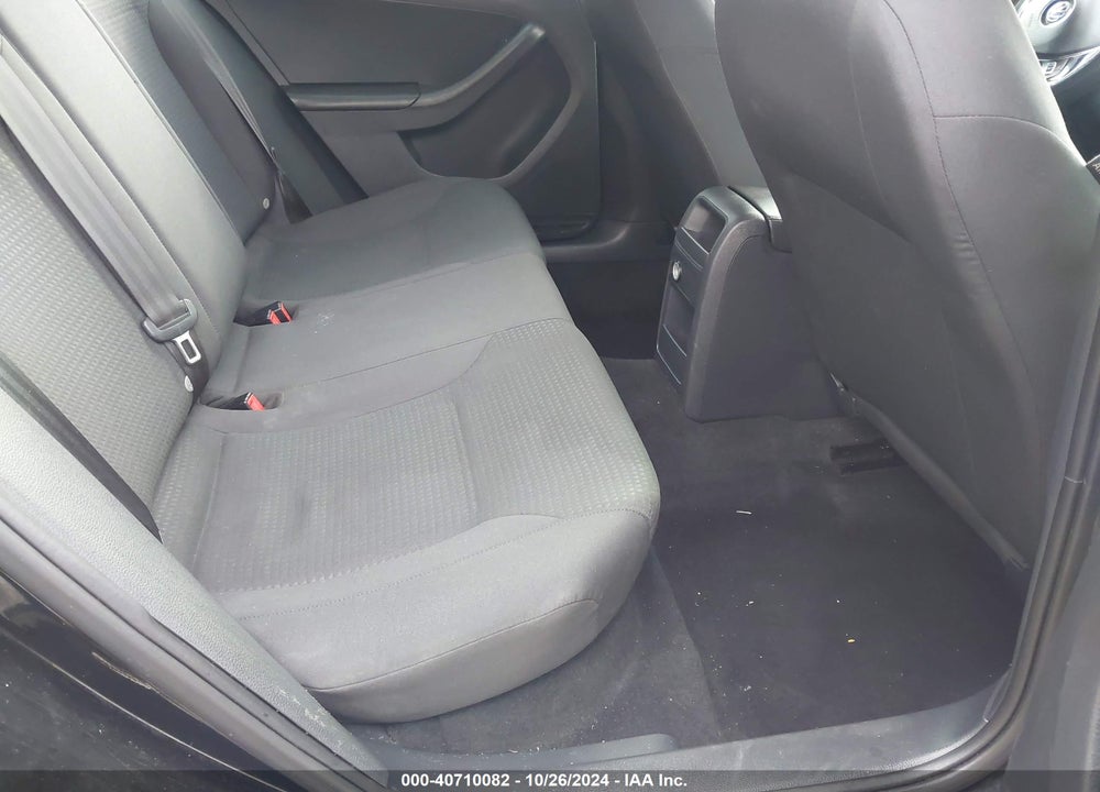 2015 VOLKSWAGEN JETTA 2.0L S VIN: 3VW2K7AJXFM267877