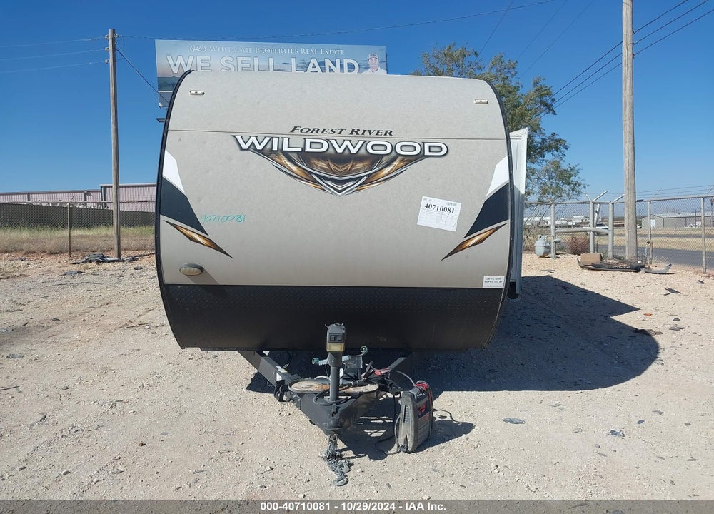 2018 FOREST RIVER WILDWOOD M-27DBK VIN: 4X4TWDC2XJA264087