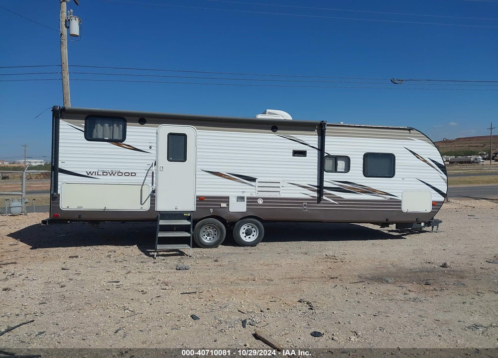 2018 FOREST RIVER WILDWOOD M-27DBK VIN: 4X4TWDC2XJA264087