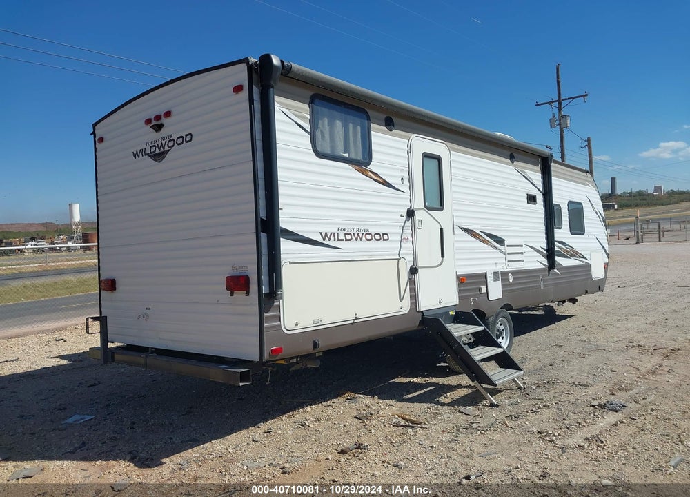 2018 FOREST RIVER WILDWOOD M-27DBK VIN: 4X4TWDC2XJA264087