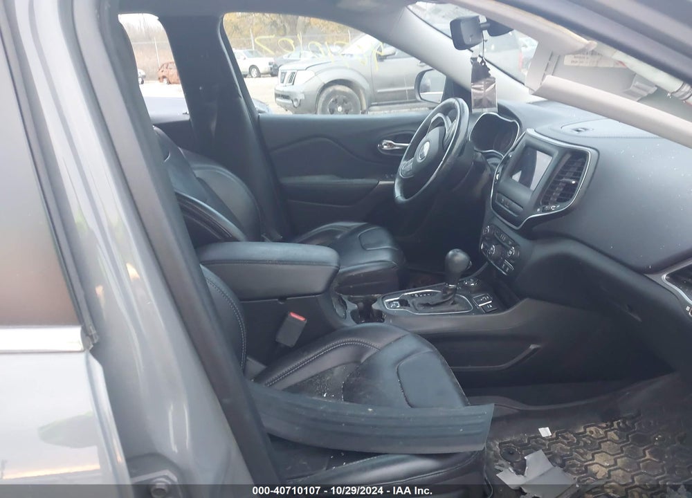 2019 JEEP CHEROKEE LATITUDE PLUS 4X4 VIN: 1C4PJMLX2KD374598