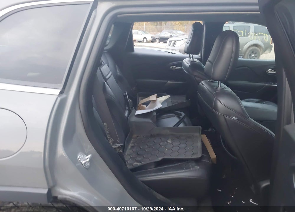 2019 JEEP CHEROKEE LATITUDE PLUS 4X4 VIN: 1C4PJMLX2KD374598
