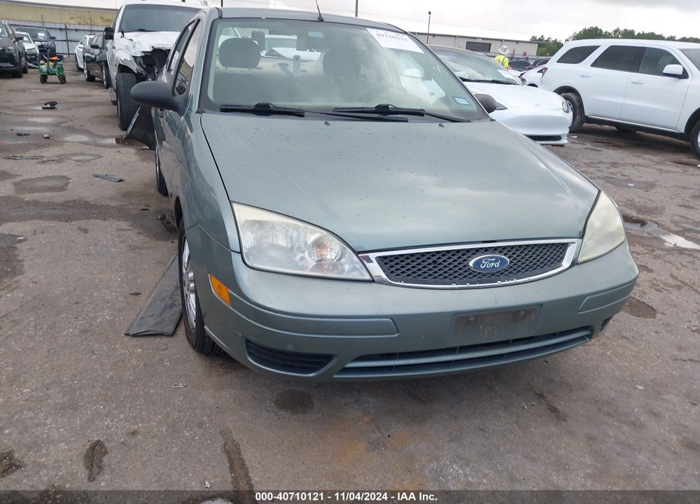 2005 FORD FOCUS ZX4 VIN: 1FAFP34N75W173196