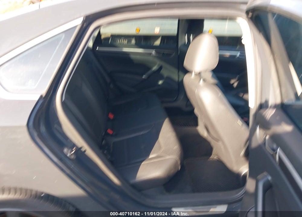 2017 VOLKSWAGEN PASSAT 1.8T R-LINE VIN: 1VWDT7A35HC086214