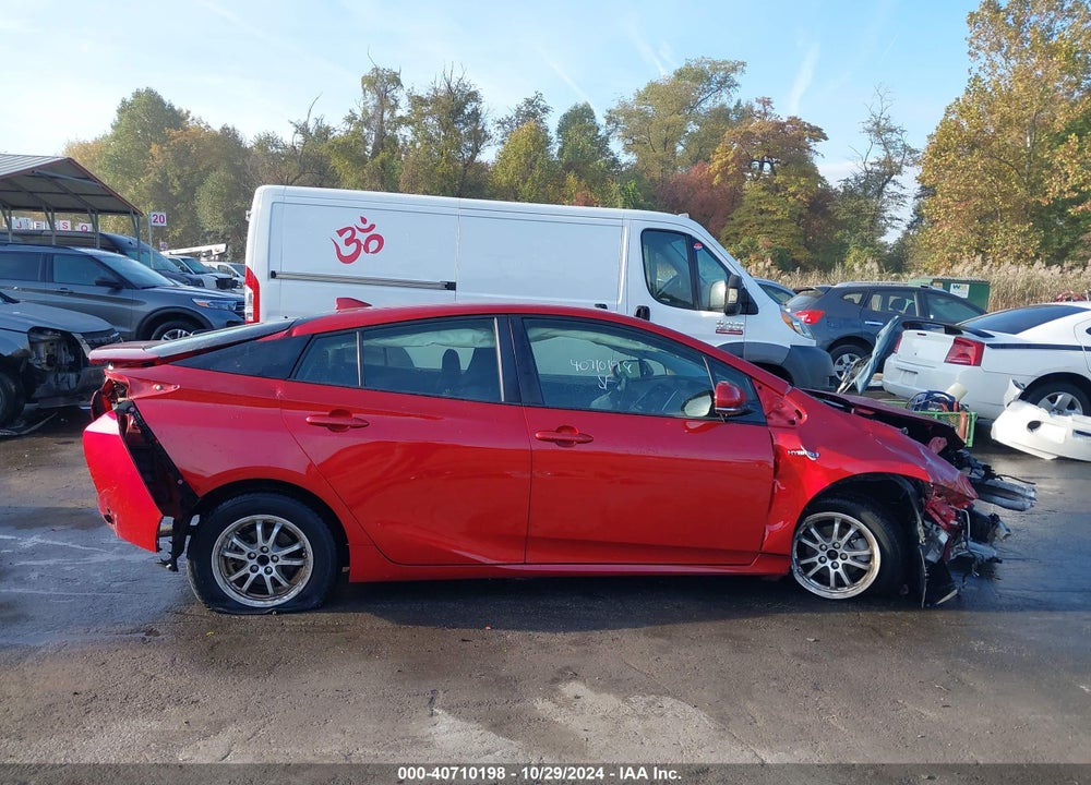 2017 TOYOTA PRIUS THREE VIN: JTDKARFUXH3529471