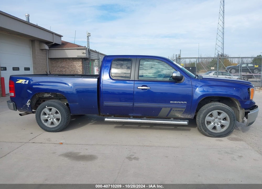 2011 GMC SIERRA 1500 SLE VIN: 1GTR2VE34BZ240538
