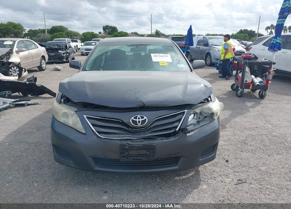 2011 TOYOTA CAMRY LE VIN: 4T1BF3EK2BU196081