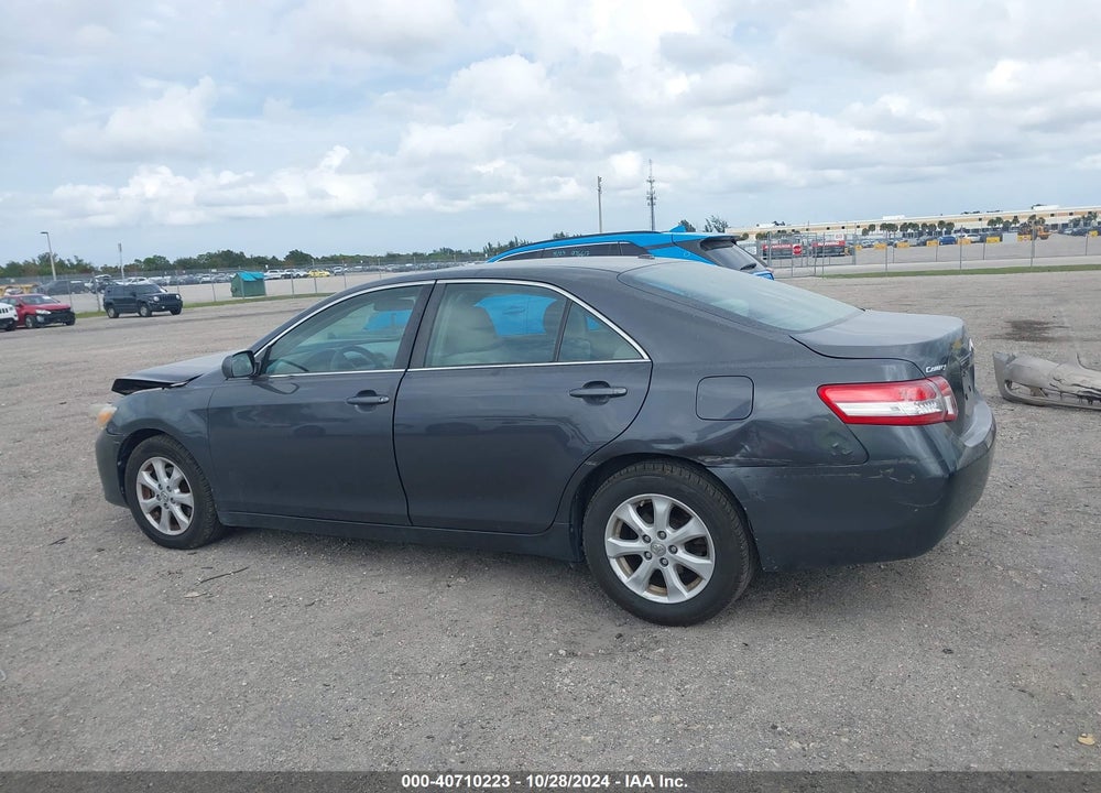 2011 TOYOTA CAMRY LE VIN: 4T1BF3EK2BU196081
