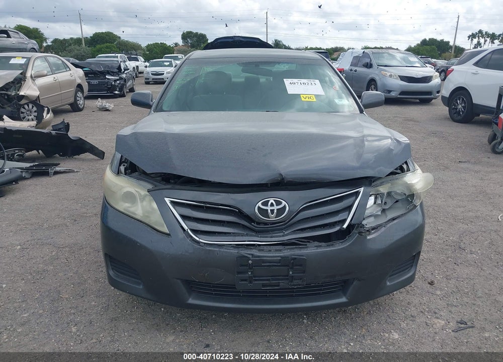 2011 TOYOTA CAMRY LE VIN: 4T1BF3EK2BU196081