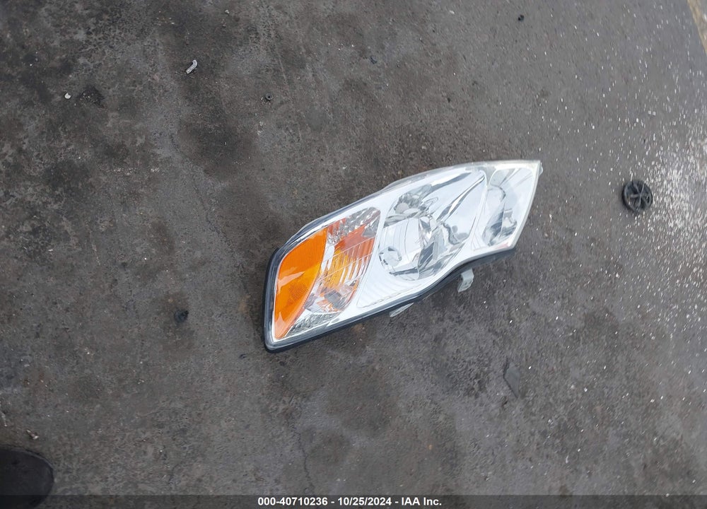 2002 TOYOTA AVALON XLS VIN: 4T1BF28B12U221929
